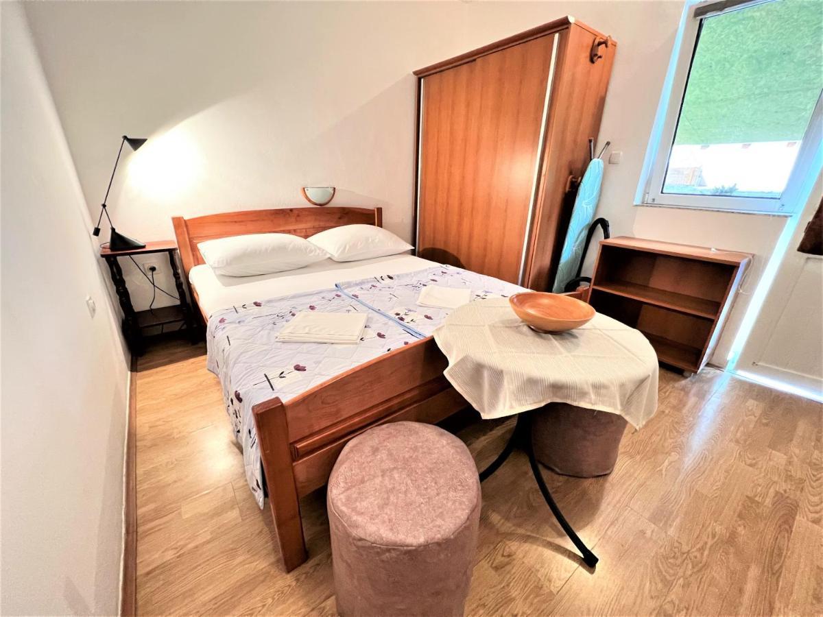 Zoro Apartments Palit Phòng bức ảnh